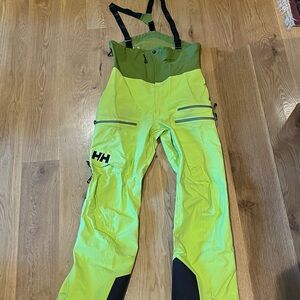 Helly Hansen Men’s Odin Snowpant bibs, size M